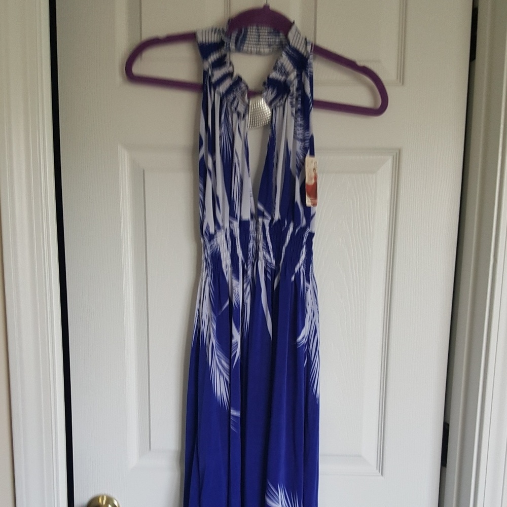 Backless Maxi dress